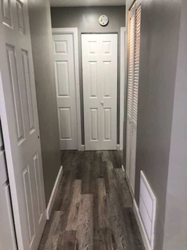 Building Photo - 3-Bedroom Single-Family Home – Ready for You!