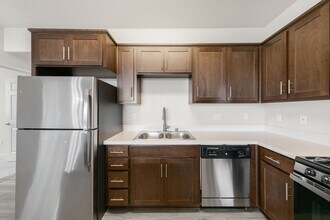 Building Photo - Luxe Ripon Apartments