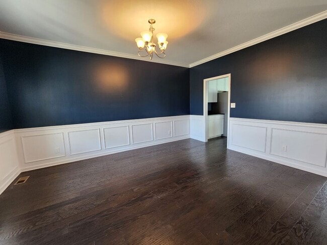 Building Photo - Maryville City 37804 - 3 bedroom, 2.5 Bath 2-story home - Contact Troy Adams (865) 233-6949