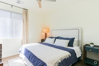 2BD, 2BA - 1,147SF Model - Allaso Journal Center