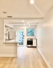 Building Photo - 2538 SW 11th St