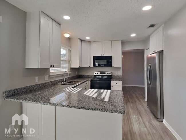 Foto del edificio - 3833 Landlubber St