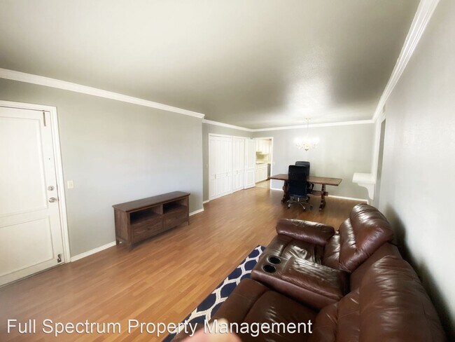Foto del edificio - 2 br, 1.5 bath House - 7815 Broadway #103A