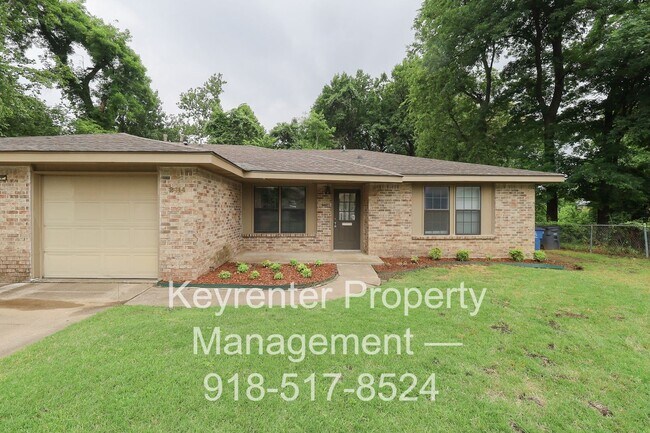 Building Photo - Amazing 2 Bedroom 2 Bath, NO PETS