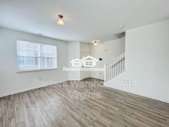 Building Photo - 2880 Baldwin Dr