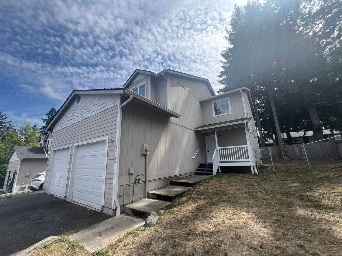 Foto principal - Remodeled Westside Duplex (B)