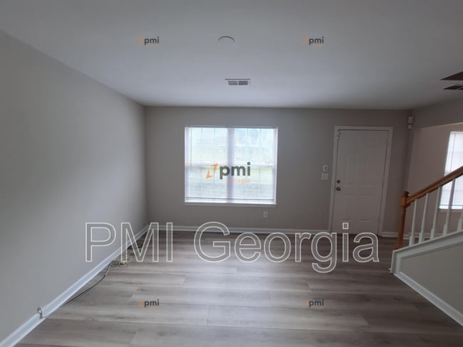 Foto del edificio - 8170 Autumn Green Dr
