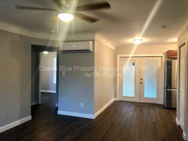 Building Photo - 4710 4th Ave S