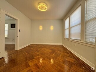 Building Photo - 761 S 16th St