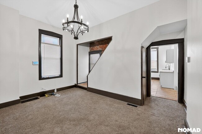 Foto del edificio - 2634 Arsenal St