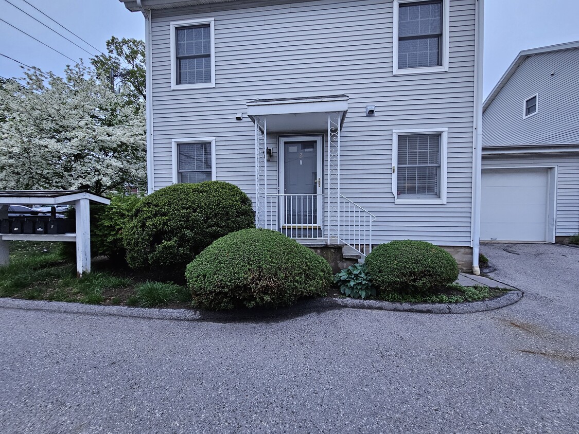 Foto principal - 246 Seaside Ave