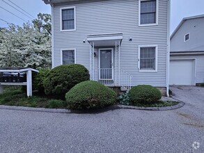 Building Photo - 246 Seaside Ave