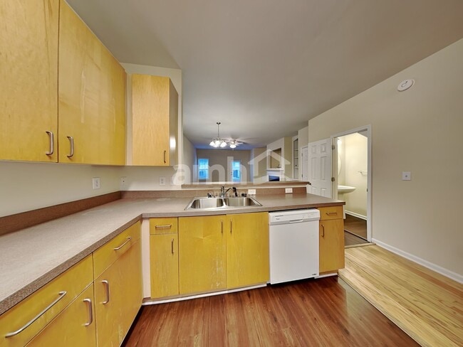 Foto del edificio - 129 Buchanan Ln