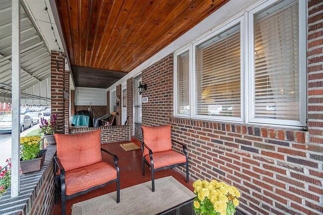 Photo - 4200 Geneva St Apartment