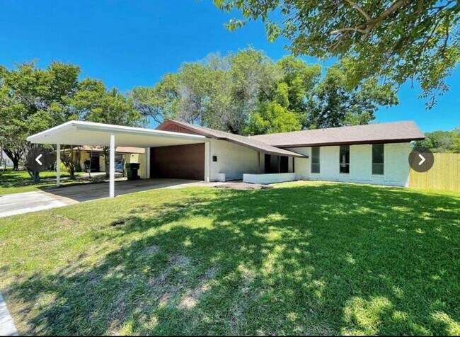 Foto del edificio - 1601 Carroll Dr