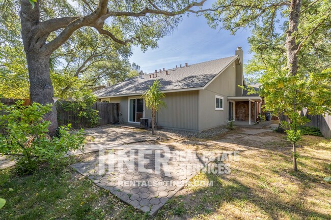 Building Photo - A Rare Gem in Granite Bay