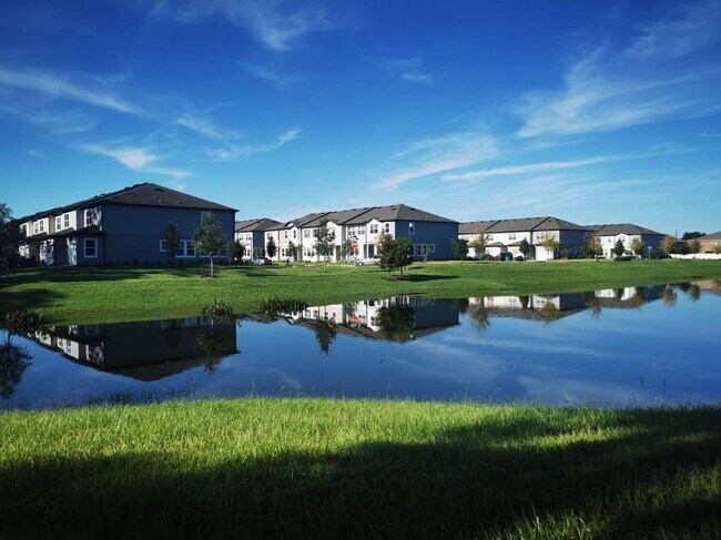 Building Photo - 3022 Springwell Lp