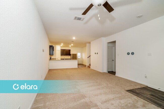 Building Photo - 120 RIVERDALE DR