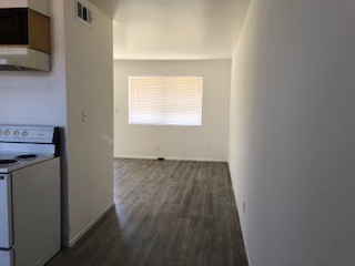 Foto del edificio - 2 Bed at 19th Ave and Indian School