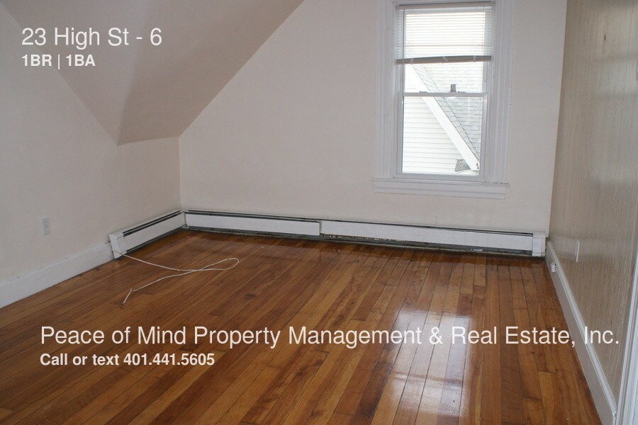 23 High St Unit 6, North Attleboro, MA 02760 Room for Rent in North