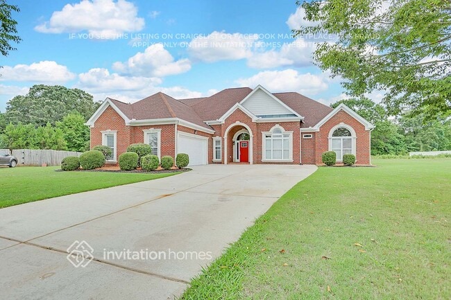 Building Photo - 1135 Rowanshyre Cir