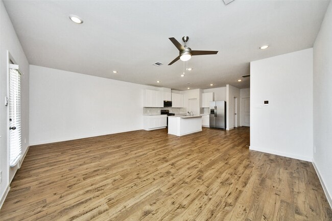 Building Photo - 3531 Shearwater St