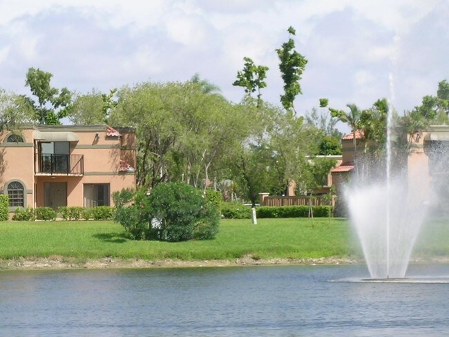 Foto del edificio - 8230  Severn Drive C Boca Raton FL 33433