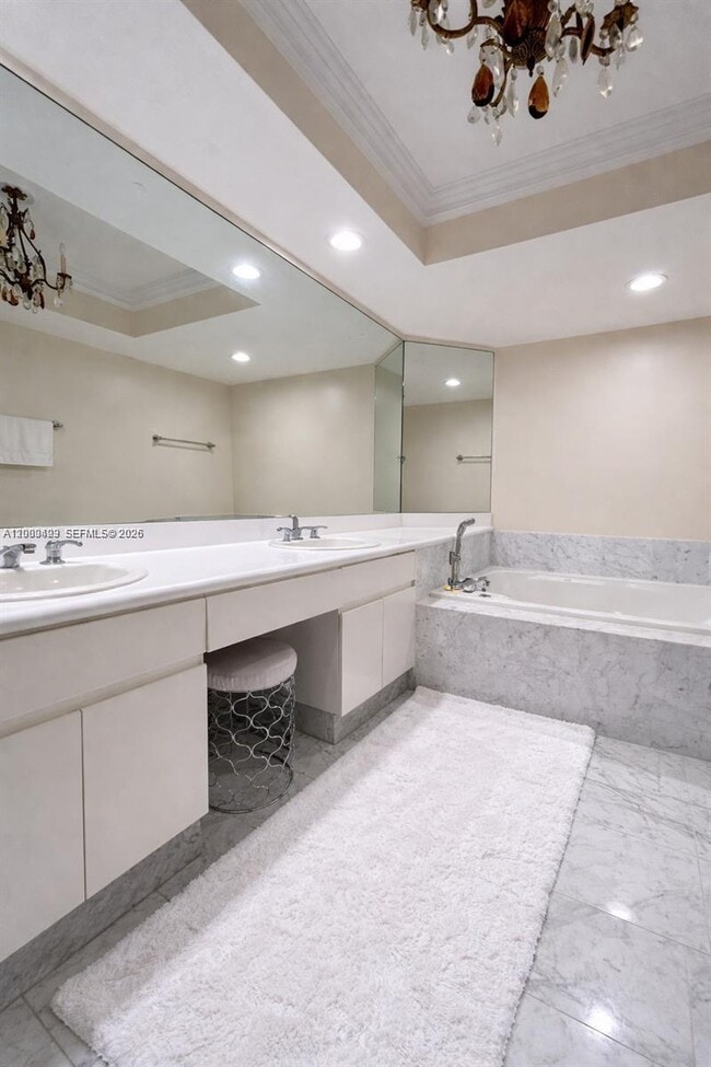 Foto del edificio - 16400 Collins Ave