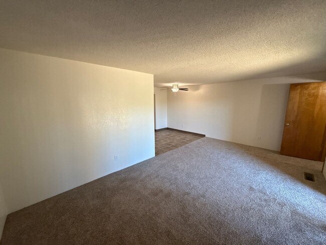 Foto del edificio - 644 Taybin Rd NW