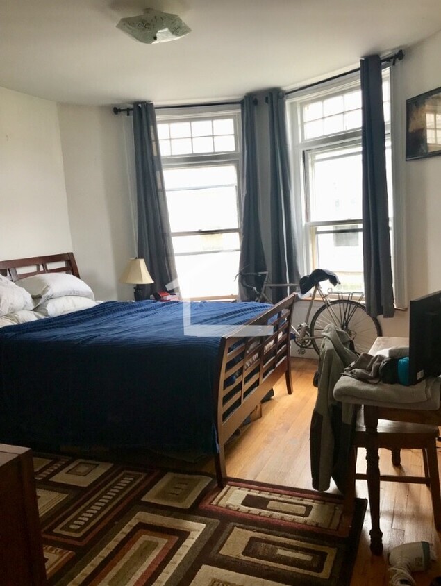 Foto principal - 1673 Beacon St