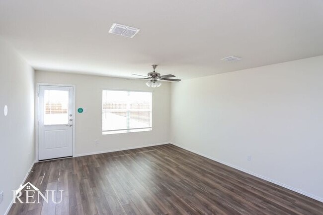 Building Photo - 4101 Wintergreen Dr