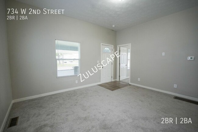 Foto del edificio - 734 W 2nd St