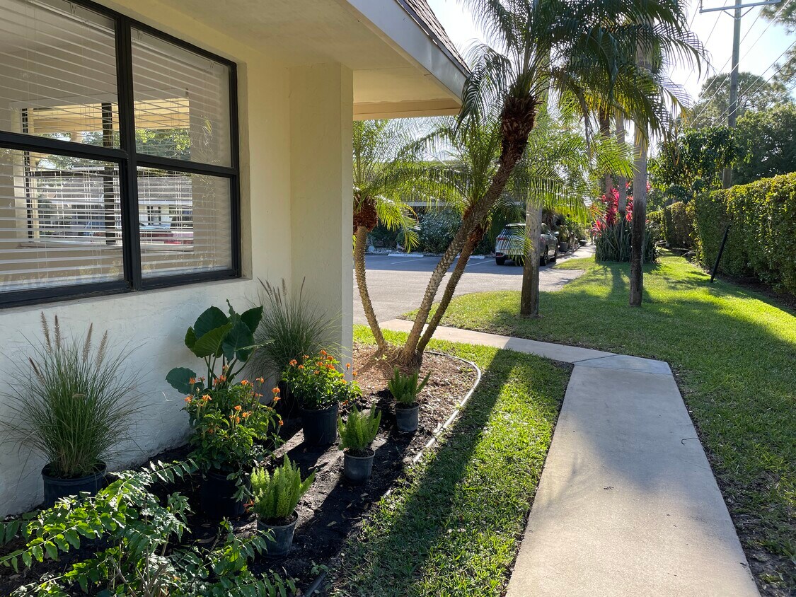 Foto principal - 104 Half Moon Cir