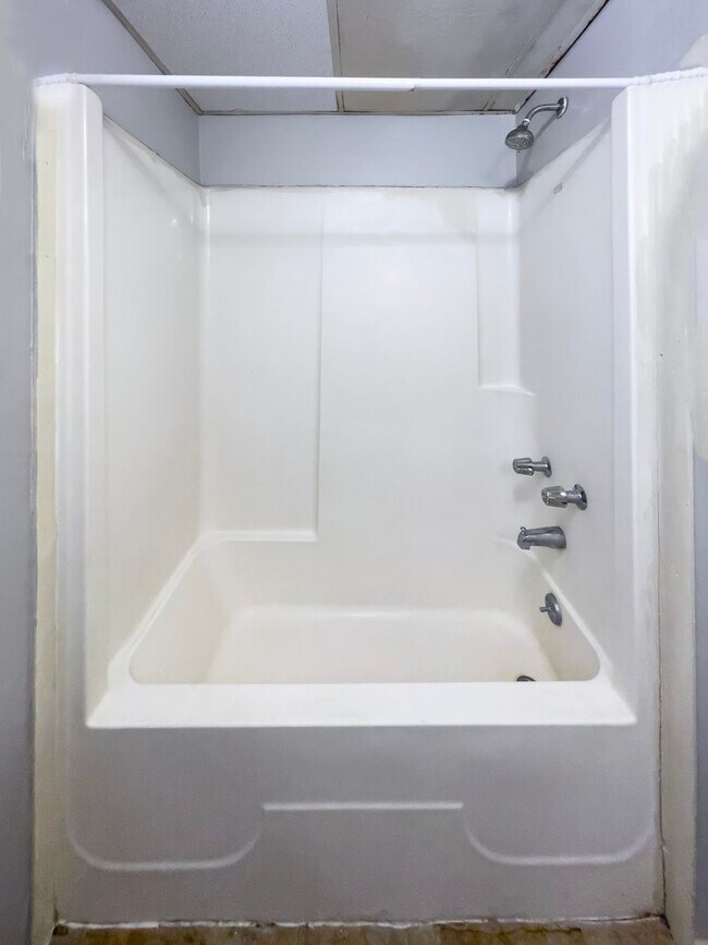 Building Photo - 2009 N Janney Ave