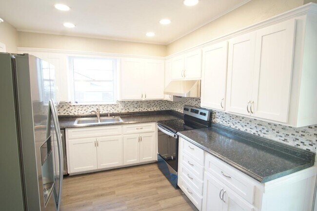 Foto del edificio - 2035 Allenhurst St
