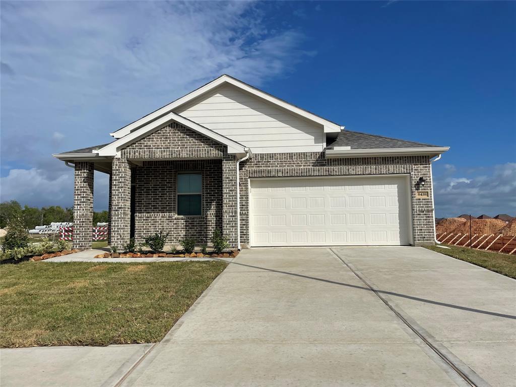 8438 Moonlight Bay Cir, Mont Belvieu, TX 77523 House Rental in Mont