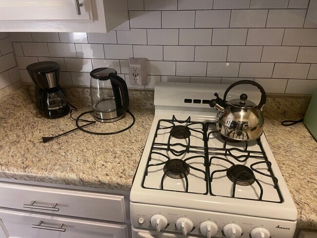 Foto del edificio - 1109 E 1st St