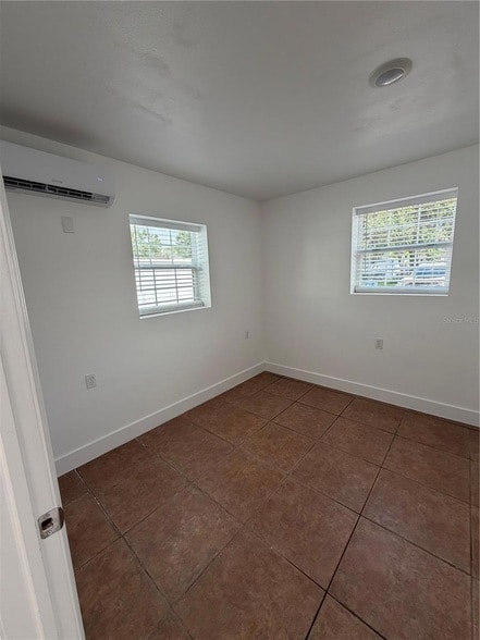 Foto del edificio - 1702 W Dempsey Ave