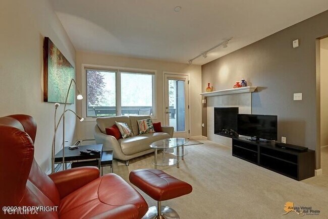 Building Photo - 2 br, 2 bath Condo - 1200 I St Unit 206