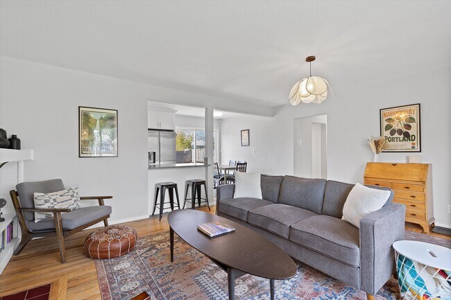 Foto del edificio - 4775 SW Beech Dr