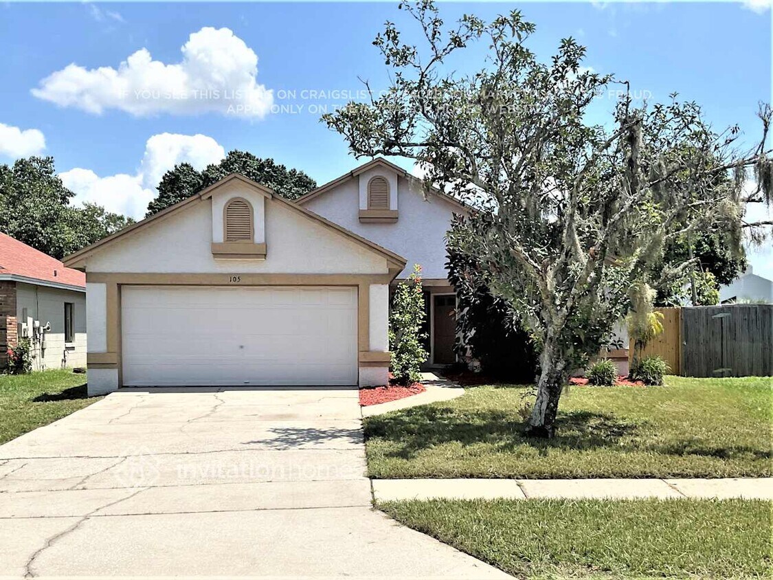 Foto principal - 105 River Chase Dr