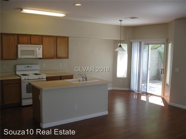 Foto del edificio - 9557 Michelle Falls Ave