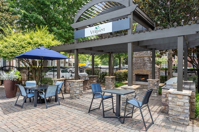 Building Photo - Verdant Peachtree Creek