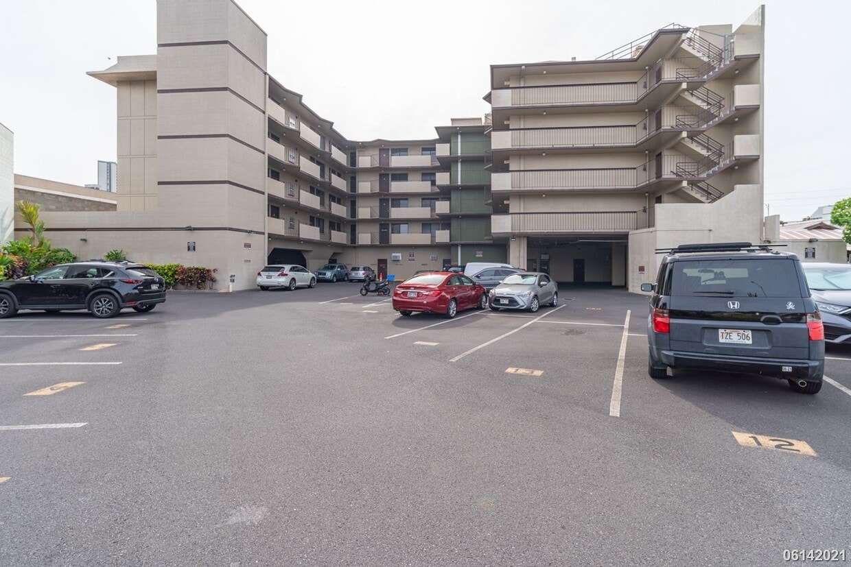 465 Kapahulu Ave, Honolulu, HI 96815 House Rental in Honolulu, HI