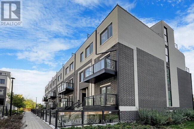 Photo du bâtiment - 3425 Sheppard Ave E