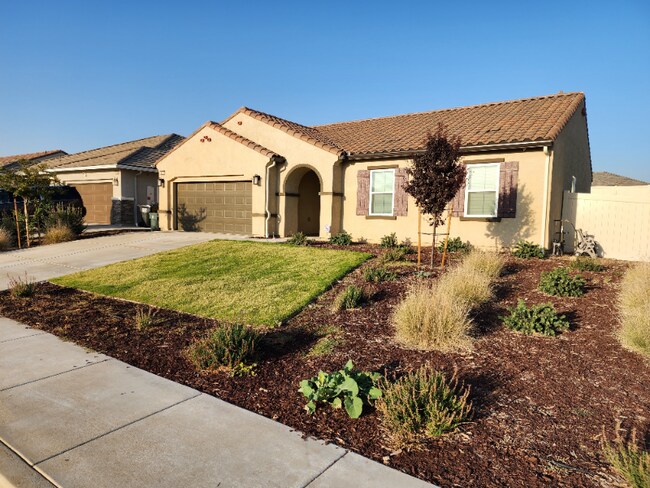 Foto del edificio - 4926 Shelby Lynn Ave