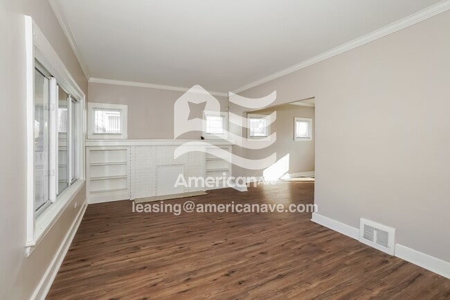 Building Photo - 3260 Cedarbrook Rd