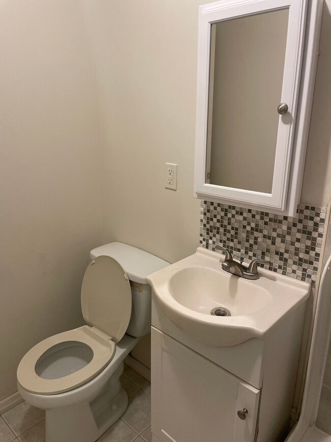 Photo - 1521 E 94th St (Brooklyn, NY) Apartment