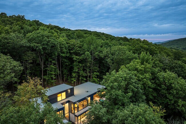 Photo du bâtiment - 40 Rue Mont Aki