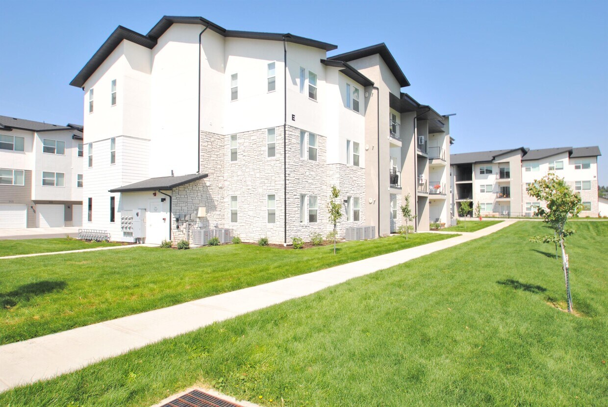 536 N 130 E, Providence, UT 84332 Townhome Rentals in Providence UT